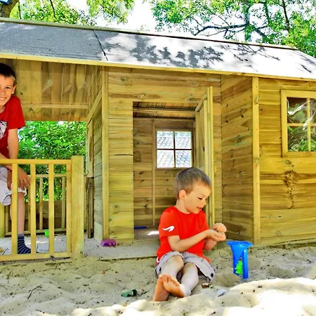 Aldeamento Turístico Village Nature Et Océan à Côté De La Avec Piscine Et Jacuzzi 3*