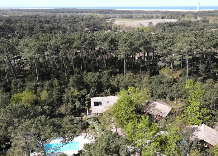 Village Nature Et Ocean A Cote De La Avec Piscine Et Jacuzzi 홀리데이파크 메상주