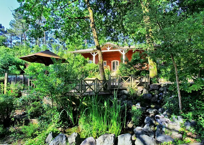 Village Nature Et Océan à Côté De La Avec Piscine Et Jacuzzi